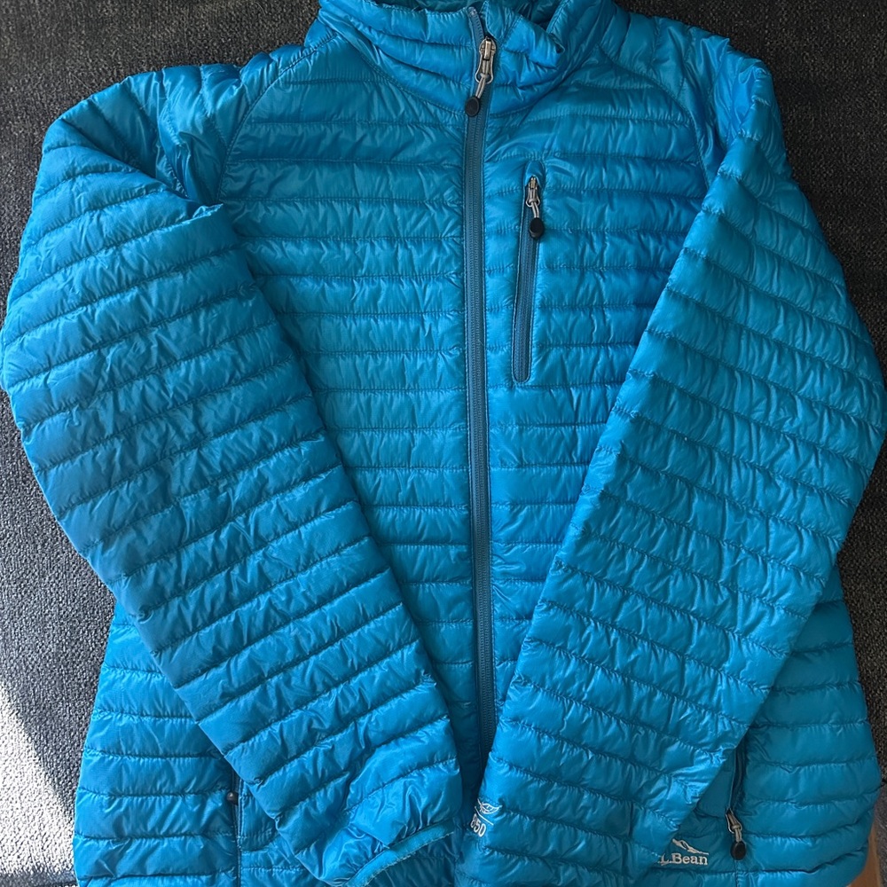 L.L. Bean Women's Vibrant Blue Puffer Jacket